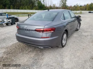 2020 Volkswagen Passat 2.0T SE with VIN 1VWSA7A3XLC008128, listed as a Copart auction lot 40368853 with 61,197 mi miles. Bid and sale history available at carsss.com. Image 4.