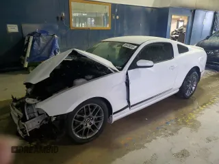 2014 Ford Mustang V6 with VIN 1ZVBP8AM4E5301222, listed as a Copart auction lot 88438055 with Not Provided miles and Salvage Title. Bid and sale history available at carsss.com. Image 1.