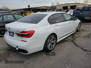 2016 BMW 7 Series 750i xDrive with VIN WBA7F2C59GG419785, listed as a Copart auction lot 72861392 with 0 mi miles. Bid and sale history available at carsss.com. Image 3.