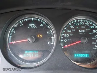 2008 Chevrolet Suburban LTZ with VIN 1GNFC16078J191766, listed as a IAAI auction lot 40743246 with 210,713 mi miles. Bid and sale history available at carsss.com. Image 7.