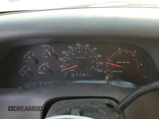 2001 Ford F-250 XL with VIN 1FTNW21F51EB92930, listed as a Copart auction lot 57807185 with 367,995 mi miles and Salvage title. Bid and sale history available at DreamBid. Image 9.