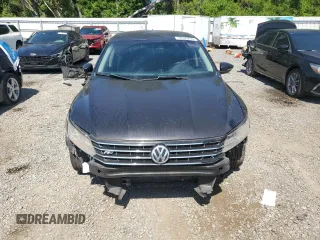 2018 Volkswagen Passat S z VIN 1VWAA7A37JC006863, wystawiony jako Copart lot #52935235 z przebiegiem 181 360 mil mil oraz Czysty tytuł • Clean title. Historia ofert i sprzedaży dostępna na DreamBid. Obrazek 5.