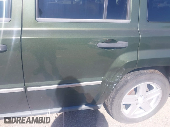 2008 Jeep Patriot Limited with VIN 1J8FF48W38D600811, listed as a IAAI auction lot 41417852 with 84,574 mi miles and . Bid and sale history available at DreamBid. Image 13.