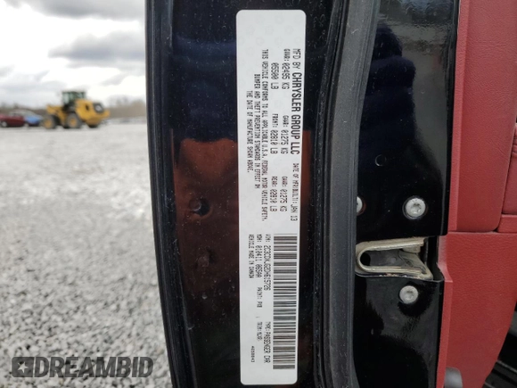 2013 Dodge Charger SXT z VIN 2C3CDXJG2DH615726, wystawiony jako Copart lot #53116535 z przebiegiem 304 919 mil mil oraz Szkoda całkowita • Salvage title. Historia ofert i sprzedaży dostępna na DreamBid. Obrazek 12.