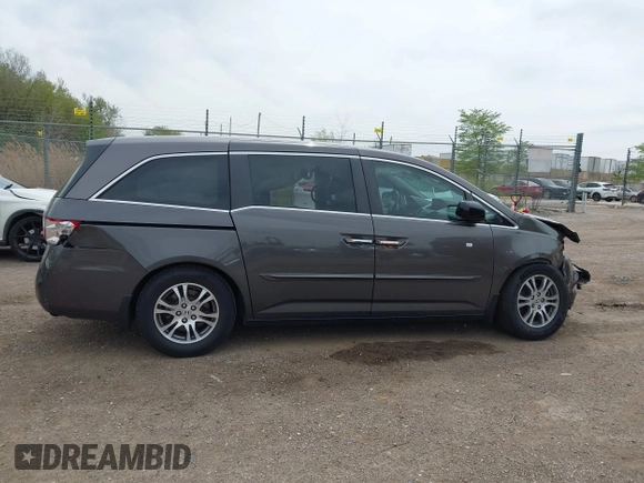 2011 Honda Odyssey EX-L with VIN 5FNRL5H68BB100274, listed as a IAAI auction lot 42159787 with 205,616 mi miles and . Bid and sale history available at carsss.com. Image 13.