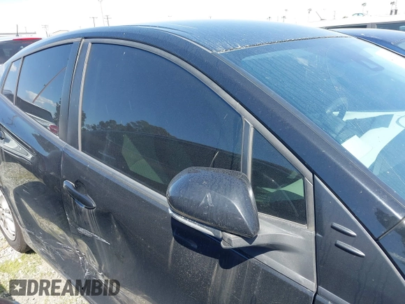 2017 Toyota Prius Two z VIN JTDKBRFU1H3047596, wystawiony jako IAAI lot #41868277 z przebiegiem 160 824 mil mil oraz . Historia ofert i sprzedaży dostępna na DreamBid. Obrazek 14.