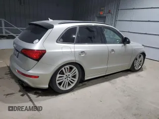 2017 Audi SQ5 Prestige with VIN WA1VCAFP9HA059832, listed as a Copart auction lot 41493775 with 162,554 mi miles and Salvage Title. Bid and sale history available at carsss.com. Image 3.