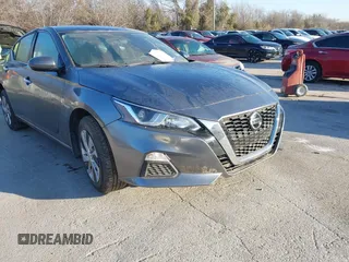 2020 Nissan Altima 2.5 S with VIN 1N4BL4BW0LC283064, listed as a IAAI auction lot 41340215 with 10,229 mi miles. Bid and sale history available at carsss.com. Image 1.