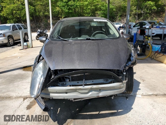 2018 Ford Fiesta SE z VIN 3FADP4BJ4JM136792, wystawiony jako Copart lot #53435715 z przebiegiem 61 704 mil mil oraz Szkoda całkowita • Salvage title. Historia ofert i sprzedaży dostępna na DreamBid. Obrazek 5.