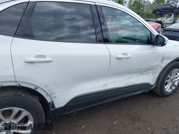 2021 Ford Escape SE Hybrid z VIN 1FMCU0BZ3MUB23654, wystawiony jako IAAI lot #42192918 z przebiegiem 43 579 mil mil oraz . Historia ofert i sprzedaży dostępna na DreamBid. Obrazek 19.