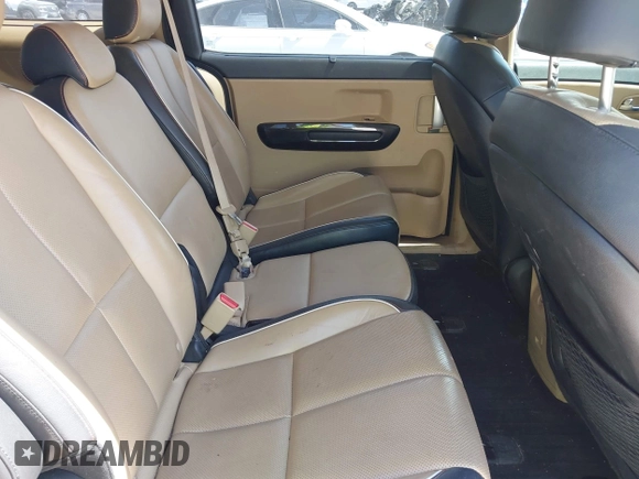 2015 Kia Sedona EX with VIN KNDMC5C19F6018139, listed as a IAAI auction lot 42031165 with 136,484 mi miles. Bid and sale history available at carsss.com. Image 8.