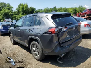 2024 Toyota RAV4 XLE with VIN 2T3P1RFV0RC431189, listed as a Copart auction lot 64742685 with 26,934 mi miles and Clean title. Bid and sale history available at DreamBid. Image 2.