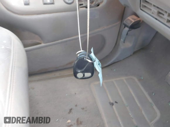 1998 Chevrolet Silverado 1500 with VIN 2GCEK19R4W1134434, listed as a IAAI auction lot 42170893 with 112,551 mi miles and . Bid and sale history available at DreamBid. Image 11.