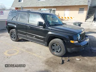 2017 Jeep Patriot Sport with VIN 1C4NJPBA7HD118388, listed as a IAAI auction lot 41538977 with 81,920 mi miles. Bid and sale history available at carsss.com. Image 1.