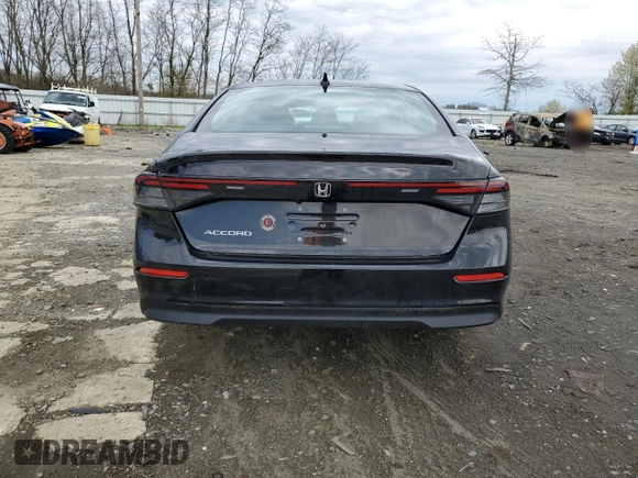 2024 Honda Accord LX z VIN 1HGCY1F24RA051238, wystawiony jako Copart lot #52705865 z przebiegiem 6722 mil mil oraz Szkoda całkowita • Salvage title. Historia ofert i sprzedaży dostępna na DreamBid. Obrazek 6.