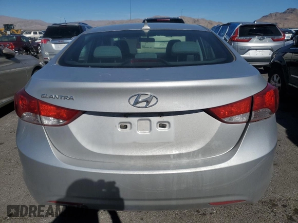 2011 Hyundai Elantra Limited z VIN KMHDH4AE6BU155963, wystawiony jako Copart lot #45385235 z przebiegiem 104 767 mil mil oraz Szkoda całkowita • Salvage title. Historia ofert i sprzedaży dostępna na DreamBid. Obrazek 6.