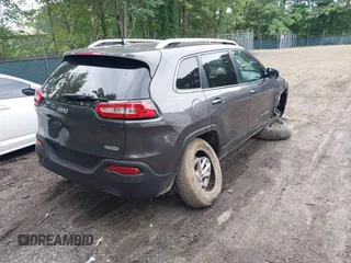 2018 Jeep Cherokee Latitude Plus with VIN 1C4PJMLB4JD536010, listed as a IAAI auction lot 42468945 with 88,099 mi miles and . Bid and sale history available at DreamBid. Image 4.