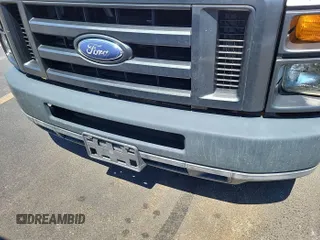2010 Ford Econoline Cargo Commercial z VIN 1FTNE2EL2ADA74603, wystawiony jako IAAI lot #42511184 z przebiegiem 161 715 mil mil oraz . Historia ofert i sprzedaży dostępna na DreamBid. Obrazek 8.