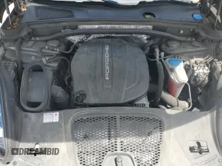 2018 Porsche Macan с VIN WP1AA2A50JLB25201, выставлен на аукционе Copart как лот 56978285 с пробегом 62 963 миль миль и Списание • Salvage title. История ставок и продаж доступна на DreamBid. Изображение 12.