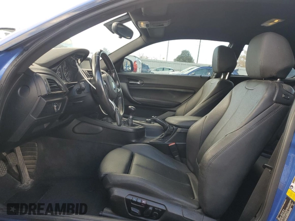 2015 BMW 2 Series M235i with VIN WBA1J7C51FV289318, listed as a Copart auction lot 78651184 with 92,326 mi miles and Salvage Title. Bid and sale history available at carsss.com. Image 7.
