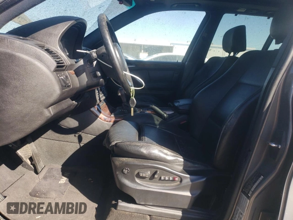 2006 BMW X5 3.0i with VIN 5UXFA13526LY25130, listed as a Copart auction lot 82168844 with 209,163 mi miles and Salvage Title. Bid and sale history available at carsss.com. Image 7.
