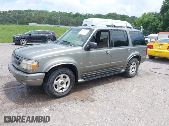 2000 Ford Explorer z VIN 1FMZU85P9YUB30553, wystawiony jako IAAI lot #42503777 z przebiegiem 209 062 mil mil oraz . Historia ofert i sprzedaży dostępna na DreamBid. Obrazek 2.