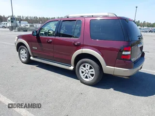 2006 Ford Explorer Eddie Bauer with VIN 1FMEU74E56UB37084, listed as a IAAI auction lot 42093929 with 231,413 mi miles. Bid and sale history available at carsss.com. Image 3.