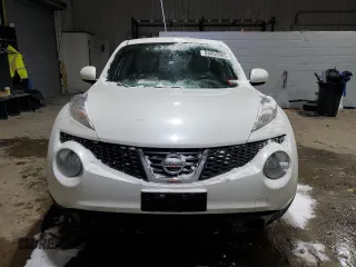 2014 Nissan Juke S with VIN JN8AF5MV7ET358230, listed as a Copart auction lot 88852865 with 84,760 mi miles and Salvage Title. Bid and sale history available at carsss.com. Image 5.