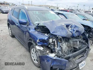 2019 Nissan Rogue SV with VIN JN8AT2MT7KW268205, listed as a IAAI auction lot 41987162 with 59,702 mi miles. Bid and sale history available at carsss.com. Image 1.
