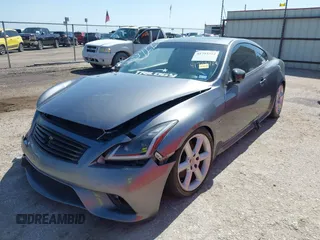 2014 Infiniti Q60 Journey z VIN JN1CV6EK1EM110800, wystawiony jako IAAI lot #41793724 z przebiegiem 134 408 mil mil oraz . Historia ofert i sprzedaży dostępna na DreamBid. Obrazek 2.