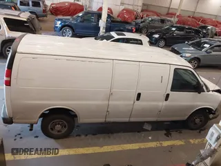 2011 Chevrolet Express Cargo Van with VIN 1GCWGGFAXB1122893, listed as a IAAI auction lot 41695753 with 232,658 mi miles. Bid and sale history available at carsss.com. Image 13.