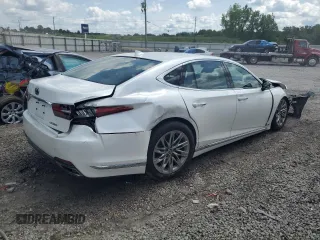 2018 Lexus LS with VIN JTHB51FF8J5002593, listed as a Copart auction lot 64681354 with 84,715 mi miles and Salvage Title. Bid and sale history available at carsss.com. Image 3.