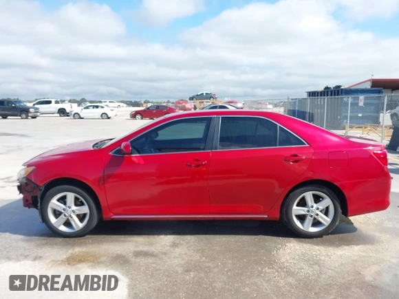 2012 Toyota Camry L z VIN 4T1BF1FK4CU555029, wystawiony jako IAAI lot #42318786 z przebiegiem 160 809 mil mil oraz . Historia ofert i sprzedaży dostępna na DreamBid. Obrazek 15.