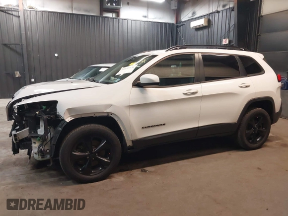 2018 Jeep Cherokee Latitude z VIN 1C4PJMCX0JD505901, wystawiony jako IAAI lot #41615476 z przebiegiem 106 873 mil mil oraz . Historia ofert i sprzedaży dostępna na DreamBid. Obrazek 15.