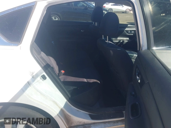 2018 Nissan Altima SV with VIN 1N4AL3AP4JC290385, listed as a IAAI auction lot 41697803 with 165,475 mi miles and . Bid and sale history available at carsss.com. Image 8.