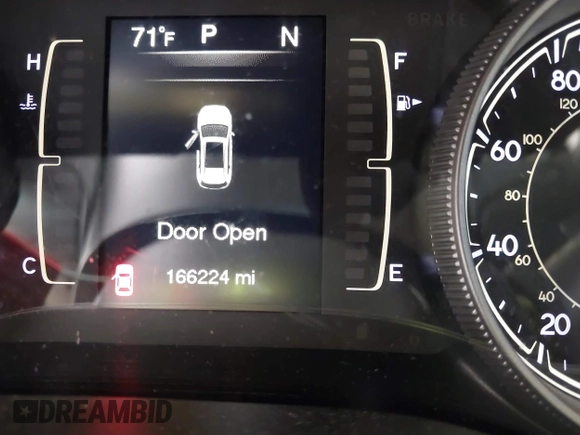 2018 Jeep Cherokee Latitude Plus with VIN 1C4PJLLX3JD503568, listed as a IAAI auction lot 41806496 with 166,224 mi miles. Bid and sale history available at carsss.com. Image 15.