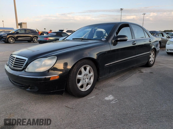 2002 Mercedes-Benz S-Class 4.3L with VIN WDBNG70J52A304262, listed as a Copart auction lot 75084714 with 0 mi miles and Salvage Title. Bid and sale history available at carsss.com. Image 1.