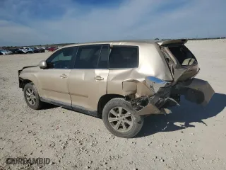 2011 Toyota Highlander with VIN 5TDZA3EHXBS009356, listed as a Copart auction lot 89105275 with 211,665 mi miles and Salvage Title. Bid and sale history available at carsss.com. Image 2.