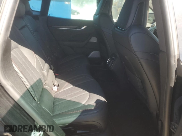 2018 Maserati Levante S GranSport z VIN ZN661YUS6JX297381, wystawiony jako Copart lot #75981804 z przebiegiem Nie podano mil oraz Szkoda całkowita • Salvage title. Historia ofert i sprzedaży dostępna na DreamBid. Obrazek 11.