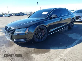 2011 Audi A8 z VIN WAURVAFD6BN019339, wystawiony jako IAAI lot #41560306 z przebiegiem 123 726 mil mil oraz . Historia ofert i sprzedaży dostępna na DreamBid. Obrazek 2.