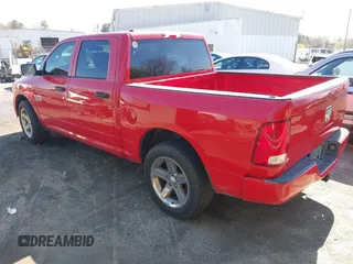 2015 Ram 1500 Express z VIN 1C6RR6KG0FS722793, wystawiony jako IAAI lot #41884599 z przebiegiem 216 442 mil mil oraz . Historia ofert i sprzedaży dostępna na DreamBid. Obrazek 3.