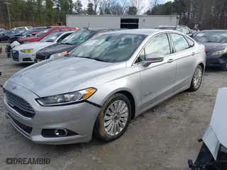 2015 Ford Fusion SE Hybrid with VIN 3FA6P0LU2FR166877, listed as a IAAI auction lot 41586973 with 58,428 mi miles. Bid and sale history available at carsss.com. Image 17.