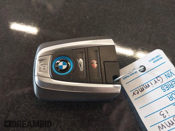 2015 BMW i3 z VIN WBY1Z2C5XFV556131, wystawiony jako IAAI lot #42050070 z przebiegiem 60 889 mil mil oraz . Historia ofert i sprzedaży dostępna na DreamBid. Obrazek 11.