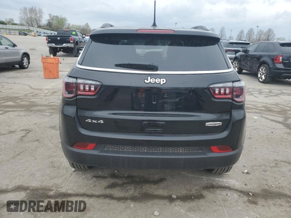 2024 Jeep Compass Latitude Lux with VIN 3C4NJDFN7RT121993, listed as a Copart auction lot 51472985 with 8,457 mi miles and Salvage title. Bid and sale history available at DreamBid. Image 6.