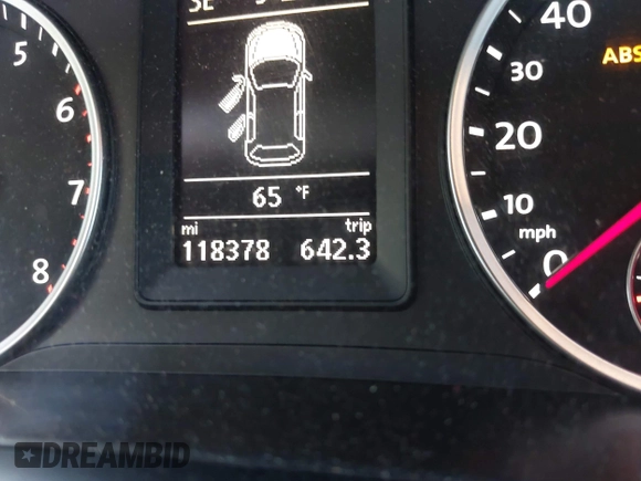2013 Volkswagen Tiguan S with VIN WVGAV3AX7DW624136, listed as a IAAI auction lot 42256657 with 124,000 mi miles and . Bid and sale history available at DreamBid. Image 15.