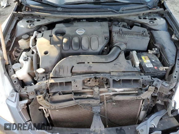 2010 Nissan Altima 2.5 S with VIN 1N4AL2AP1AN556704, listed as a Copart auction lot 42111685 with 85,131 mi miles and Salvage Title. Bid and sale history available at carsss.com. Image 12.