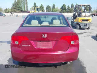 2008 Honda Civic LX z VIN 2HGFA16518H534553, wystawiony jako IAAI lot #42083382 z przebiegiem 159 786 mil mil oraz . Historia ofert i sprzedaży dostępna na DreamBid. Obrazek 17.