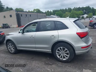 2014 Audi Q5 Premium Plus z VIN WA1LFAFP5EA026062, wystawiony jako IAAI lot #42333723 z przebiegiem 103 238 mil mil oraz . Historia ofert i sprzedaży dostępna na DreamBid. Obrazek 14.