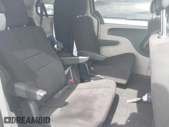2014 Dodge Grand Caravan SXT z VIN 2C4RDGCG6ER162533, wystawiony jako IAAI lot #42251591 z przebiegiem 70 666 mil mil oraz . Historia ofert i sprzedaży dostępna na DreamBid. Obrazek 8.