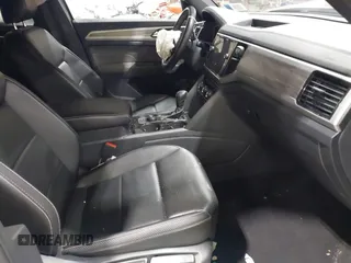 2022 Volkswagen Atlas SE z VIN 1V2KE2CA1NC206765, wystawiony jako IAAI lot #41876747 z przebiegiem 83 304 mil mil oraz . Historia ofert i sprzedaży dostępna na DreamBid. Obrazek 5.